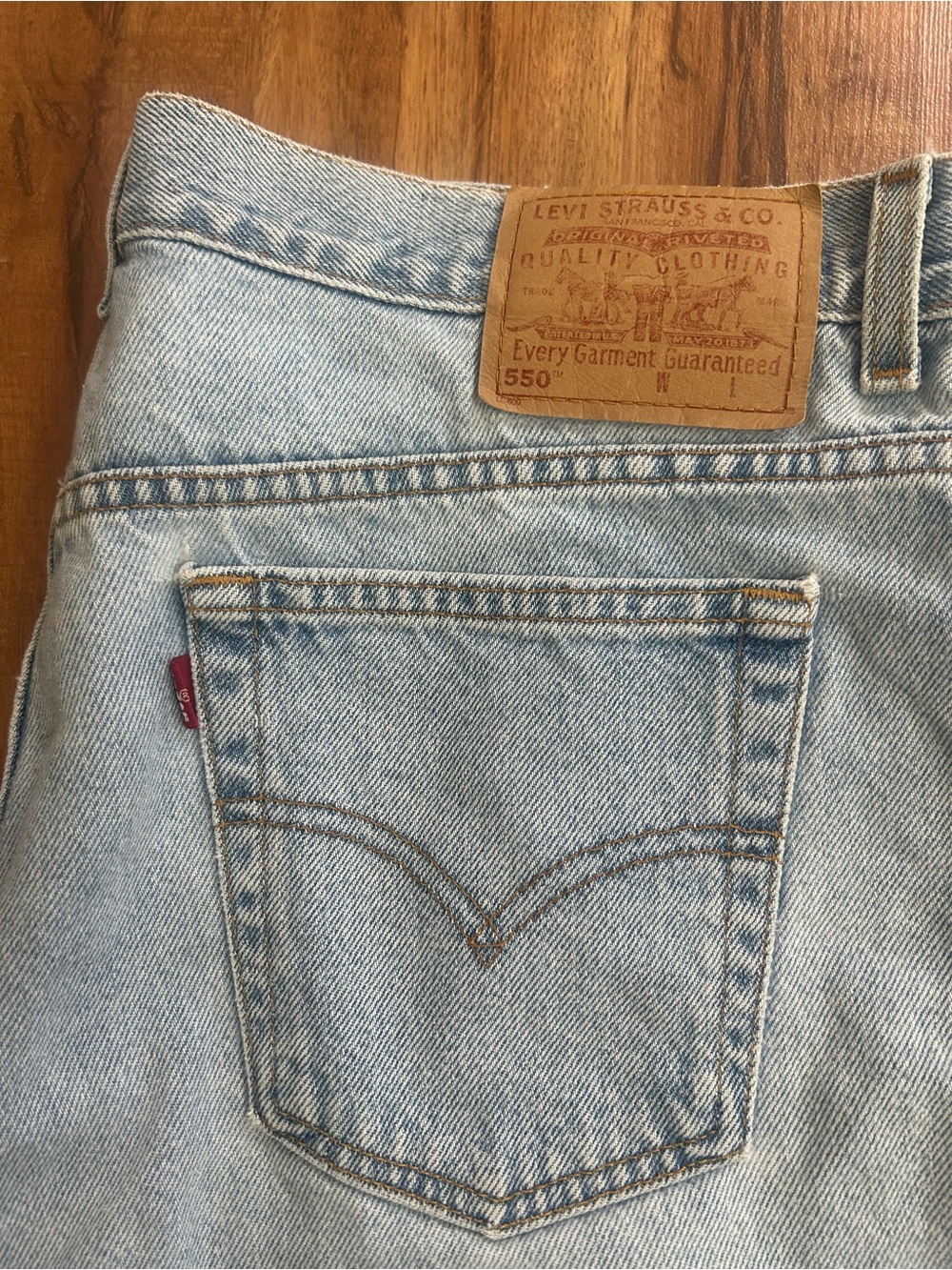 Vintage Y2K Levi’s 550 Red Tab Relaxed Fit Dad Jean Shorts Womens Size 18 - Picture 3 of 12